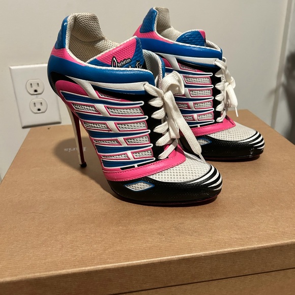 LOUBOUTIN BOLTINA - Picture 1 of 11